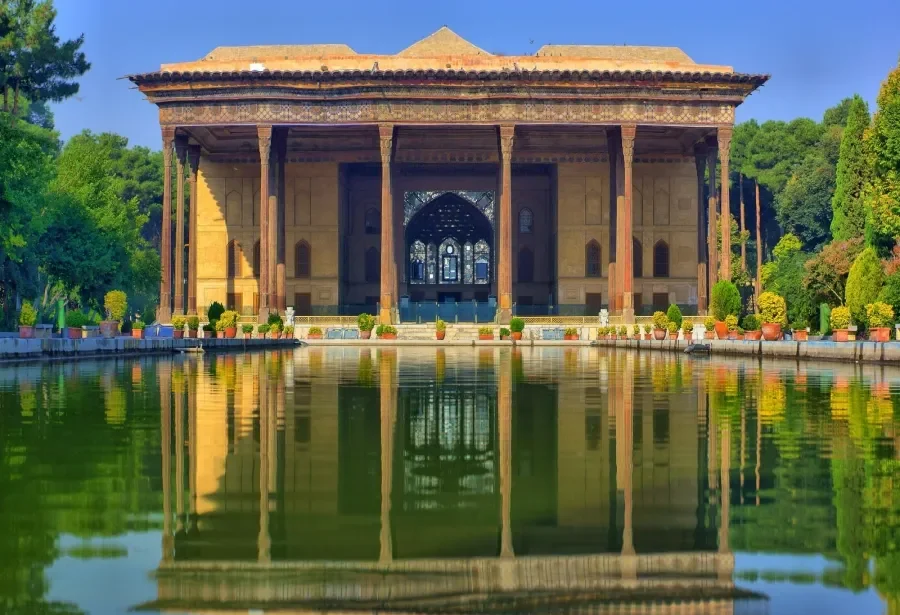 کاخ چهل ستون اصفهان