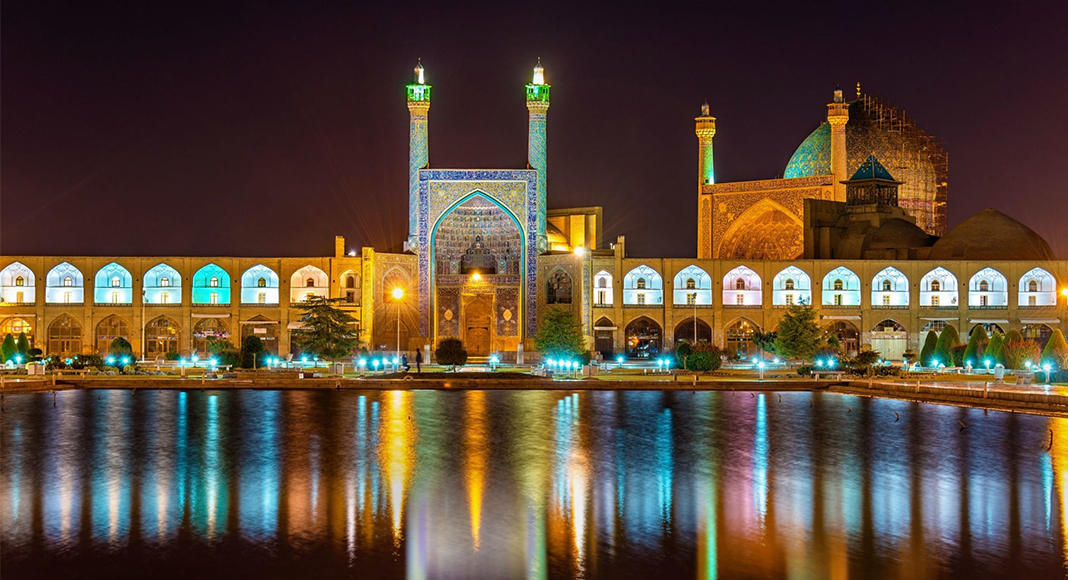 راهنمای سفر به شهرهای چهارفصل ایران و جذابیتهای آنها